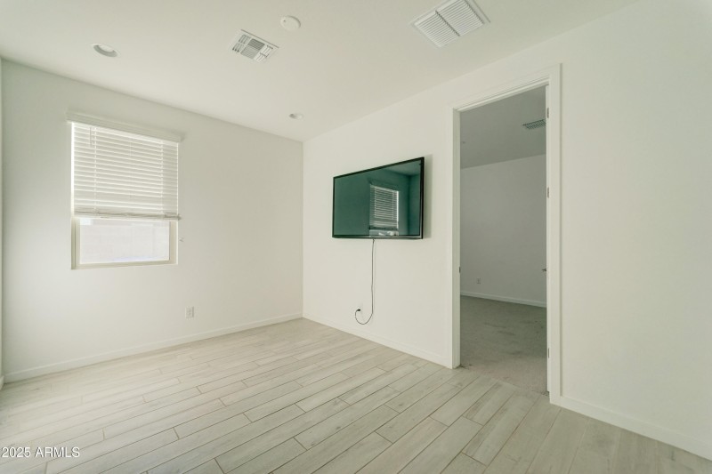 17704 W Fetlock Trail-10