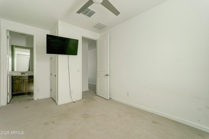 17704 W Fetlock Trail-23