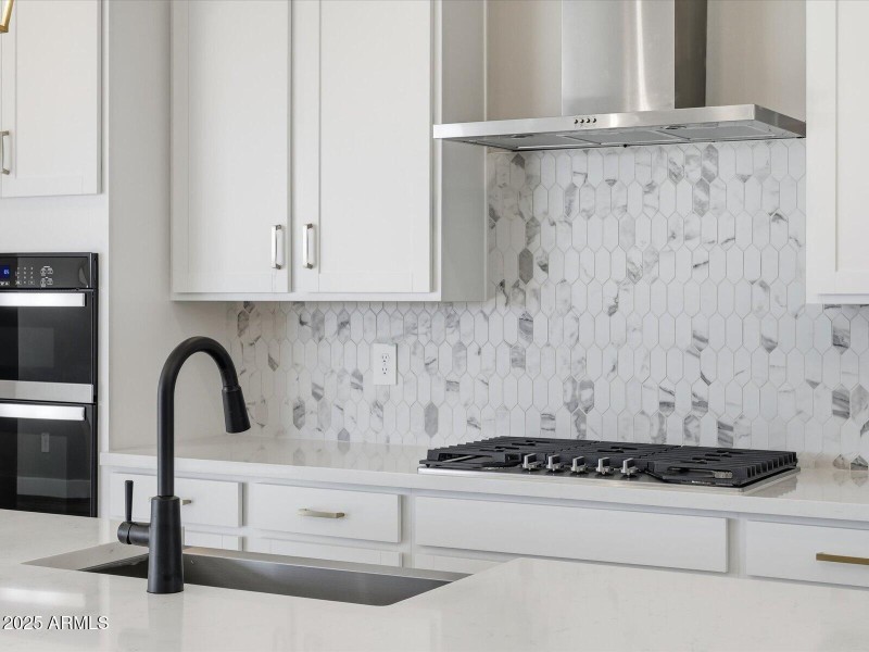 15829 W EL CORTEZ Place