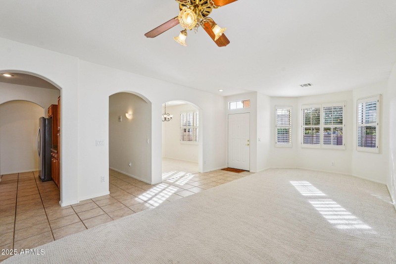 17-web-or-mls-W Udall Dr-S2312-017