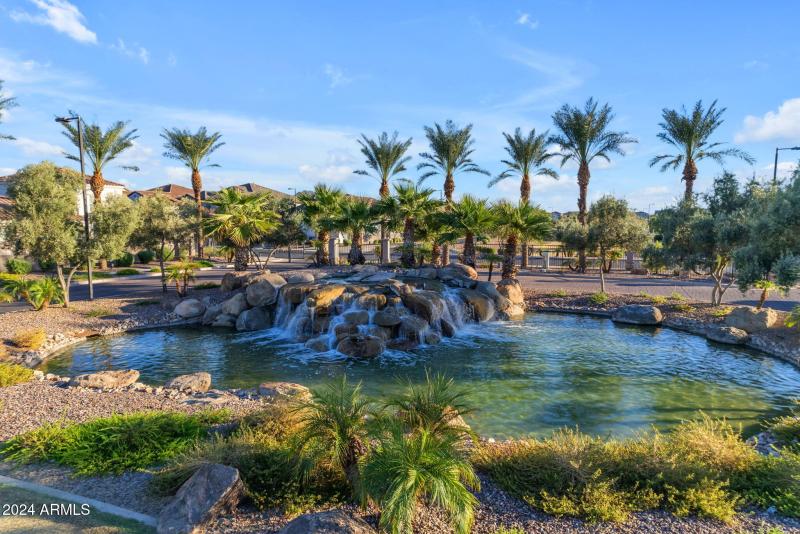 88-web-or-mls-89_220_a4m_breal