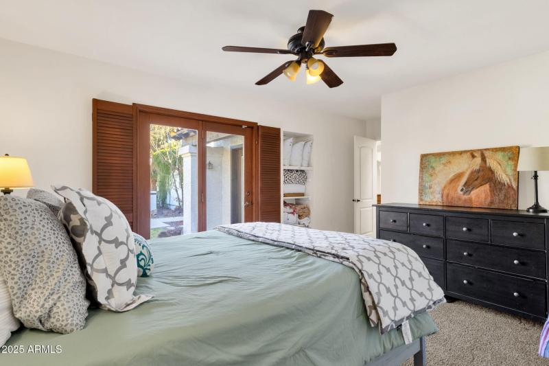 25-web-or-mls-89-n-riata-st