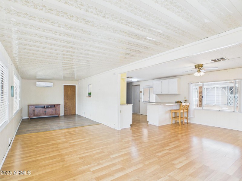 4-web-or-mls-CAM03379G0-PR0144-STILL004