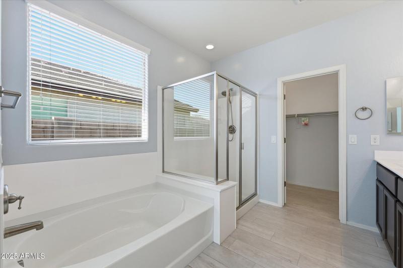 19-019-primary-bathroom