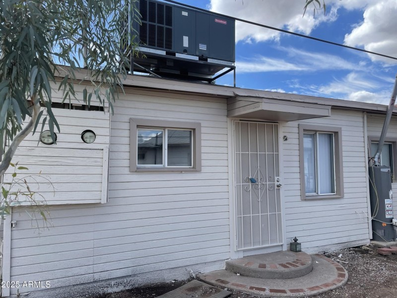 2nd ST ext painted 9-2022 (3)