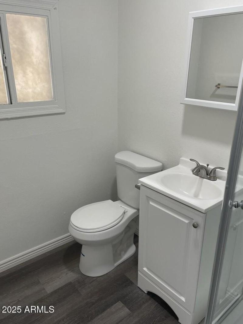 737 S 2nd ST bk hs (19)