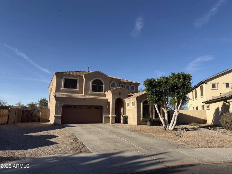 Exterior view 2 with rv gate