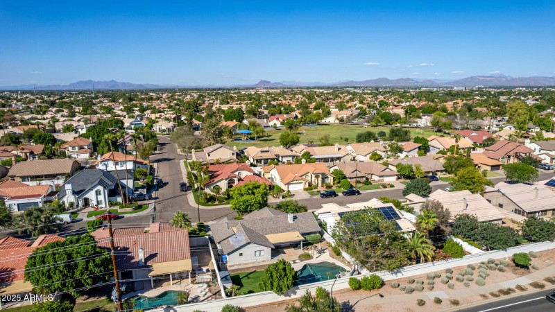 Great location in heart of East Valley