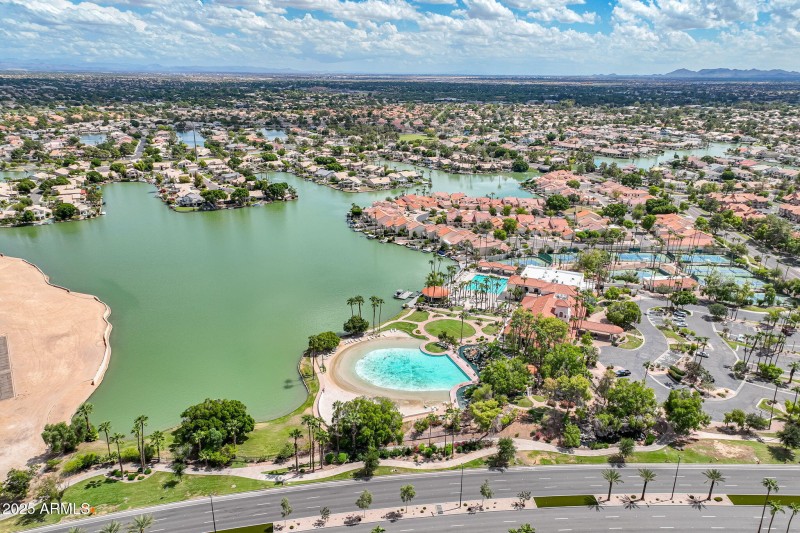 Large lake next to clubhouse to enjoy!