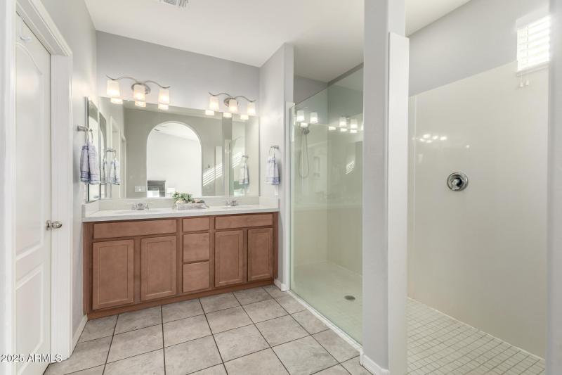 Large Walk-in Shower W/Glass Enclosure