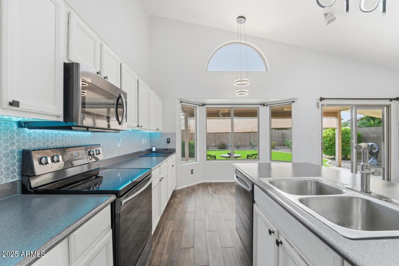 40747 W Hopper Drive-18