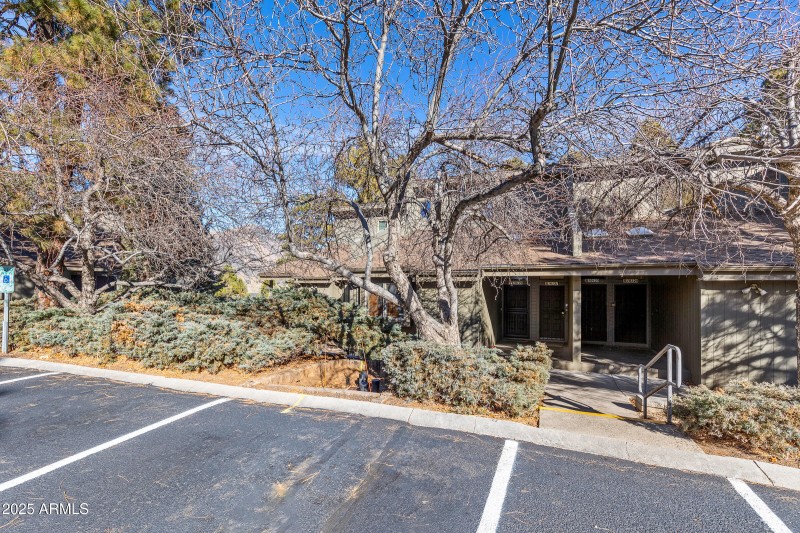 2665 N Valley View Rd Unit 10121-3