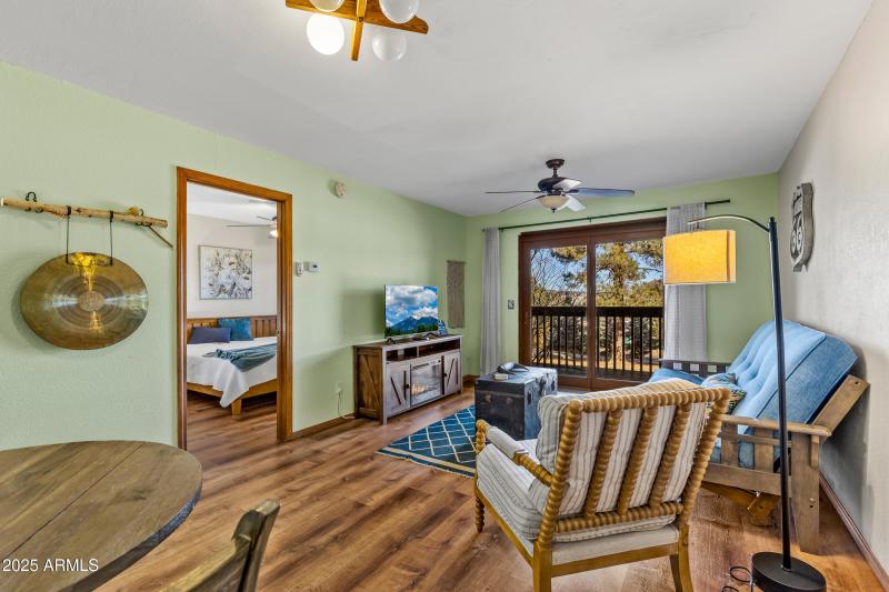 2665 N Valley View Rd Unit 10121-9