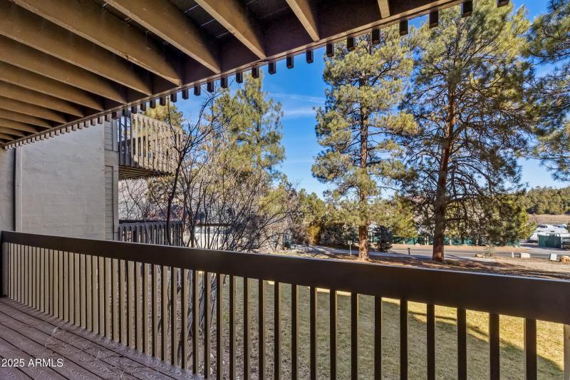 2665 N Valley View Rd Unit 10121-11