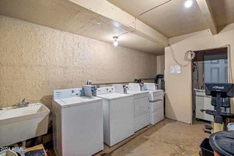 86ClubhouseLn-Concho-AZ-20