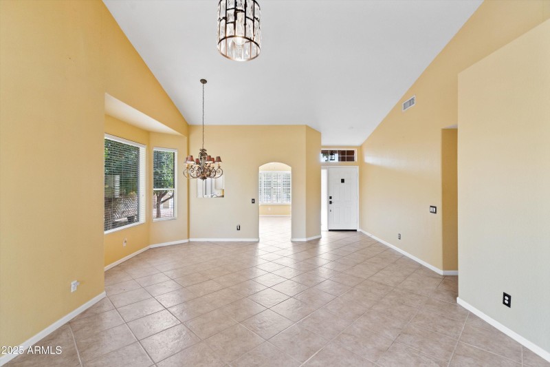 09-Dining and Family