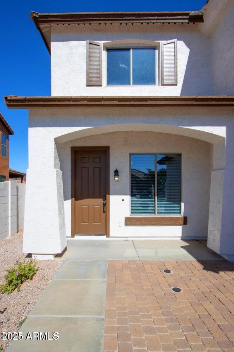 20251107043108480743000000-o