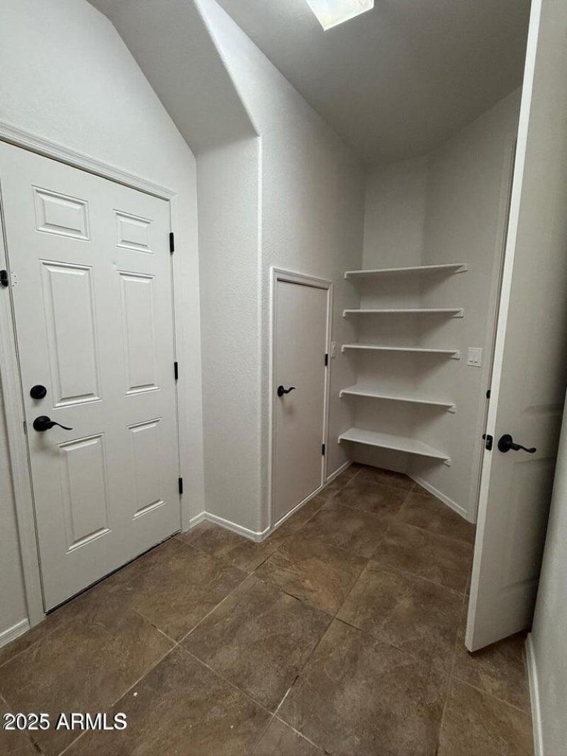 20251107064825278354000000-o