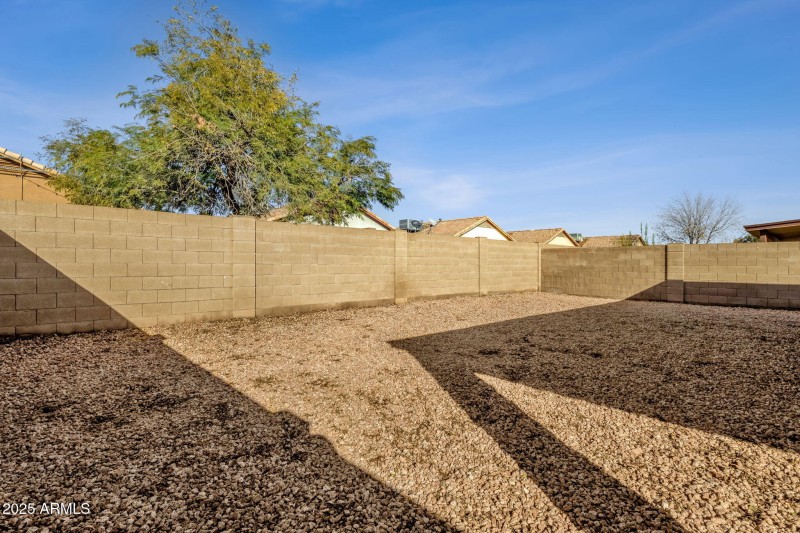36-web-or-mls-3236-w-lone-cactus-dr