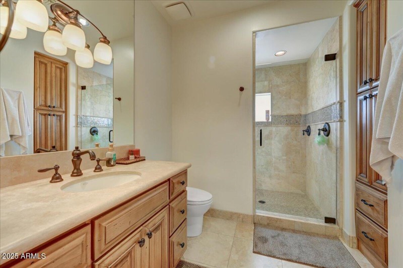 Guest Bathroom 3 Main