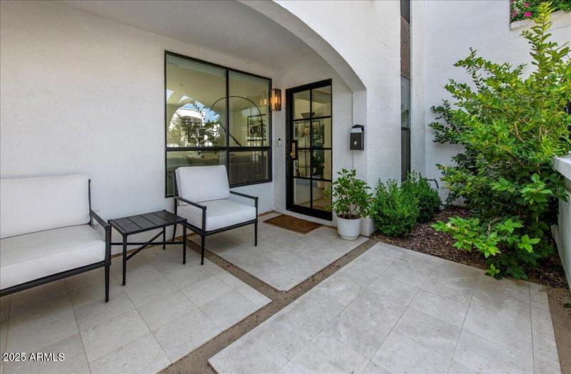 02-4843 N 72nd Way 31