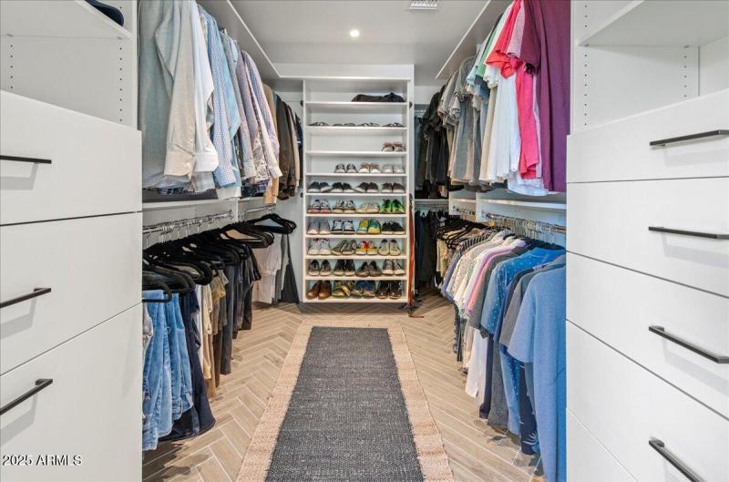 27-4843 N 72nd Way 25