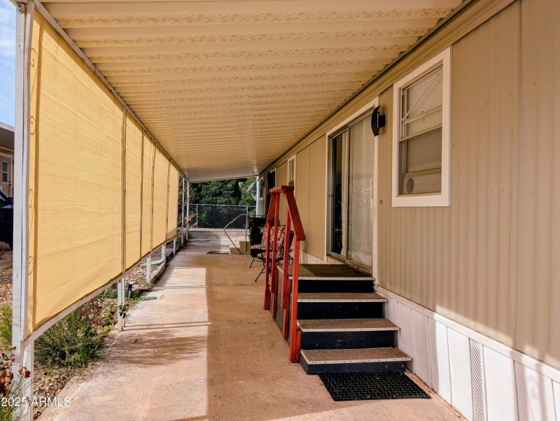 9cc2b000-032b-434a-a7d2-213c47ec7e2c~1