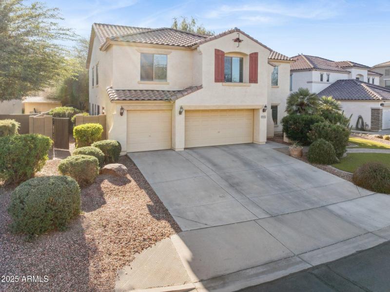 3-web-or-mls-43459-w-maricopa-ave