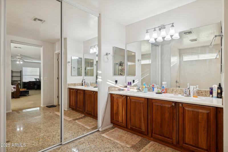 25-web-or-mls-43459-w-maricopa-ave