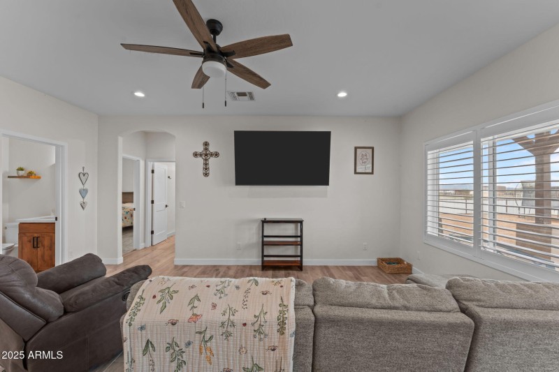 17-web-or-mls-DSC07014