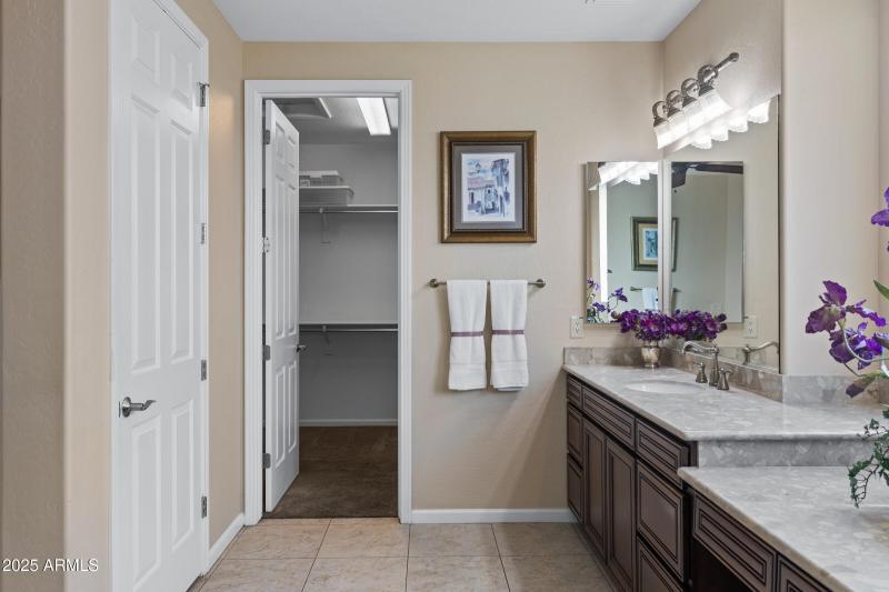 16538 W Berkeley Rd-32