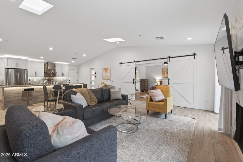 10_7719_E_Rovey_Ave10_mls