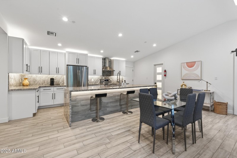 13_7719_E_Rovey_Ave13_mls