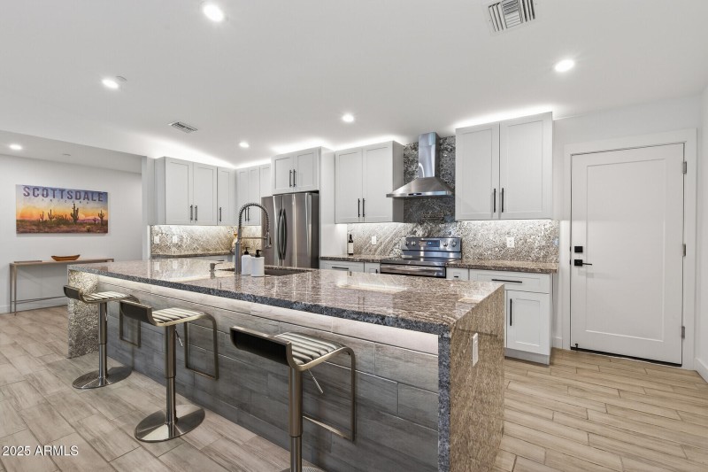 15_7719_E_Rovey_Ave15_mls