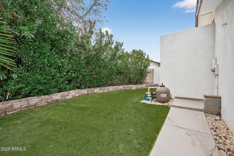 55_7719_E_Rovey_Ave55_mls