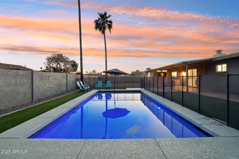 8-web-or-mls-RT-0705-08