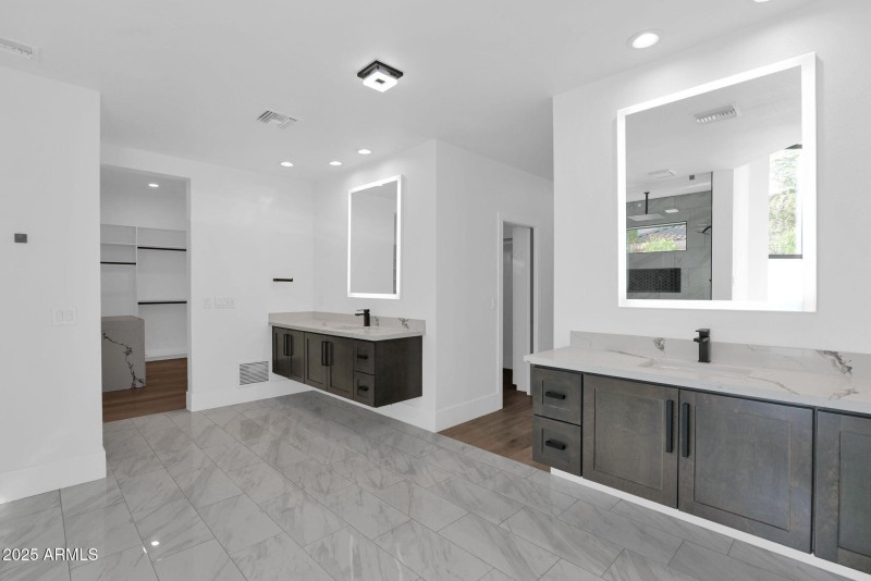 16-web-or-mls-P1415049