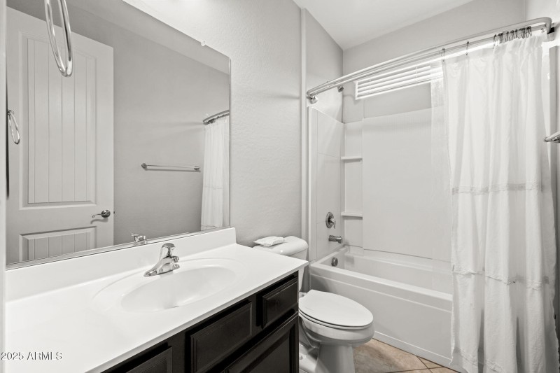 18740 W San Juan Ave Litchfield Park - 3