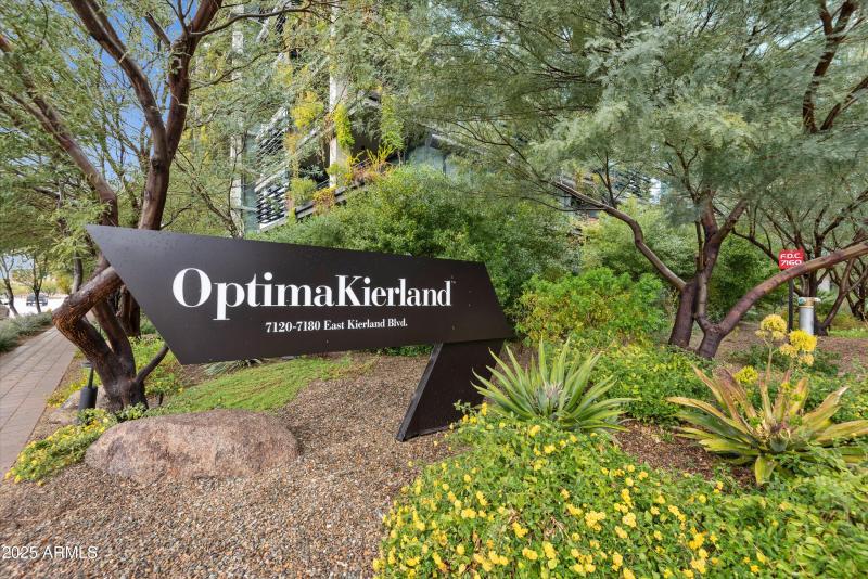 7180 E Kierland Blvd