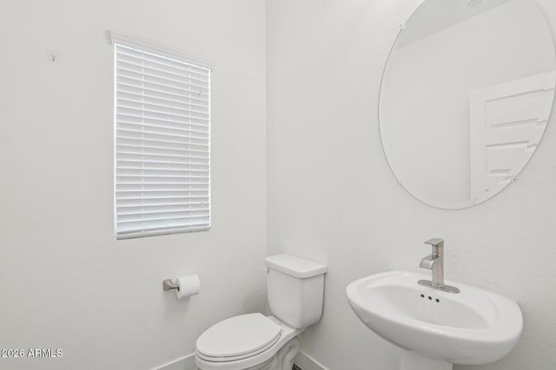 16-web-or-mls-N 212th Ave-S0201-016