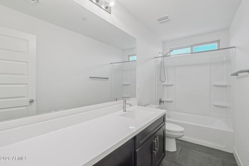 26-web-or-mls-N 212th Ave-S0201-026