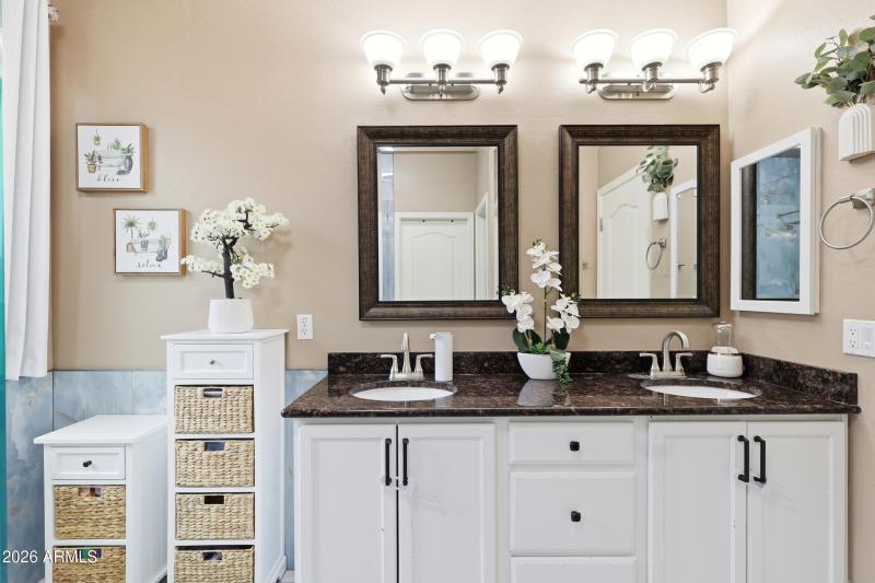 dual vanities at primary