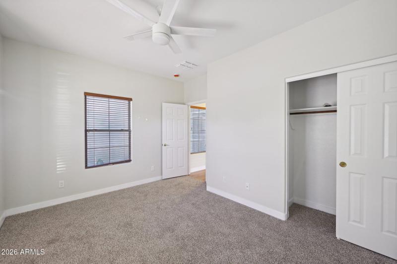 21-web-or-mls-W Charter Oak Rd-021