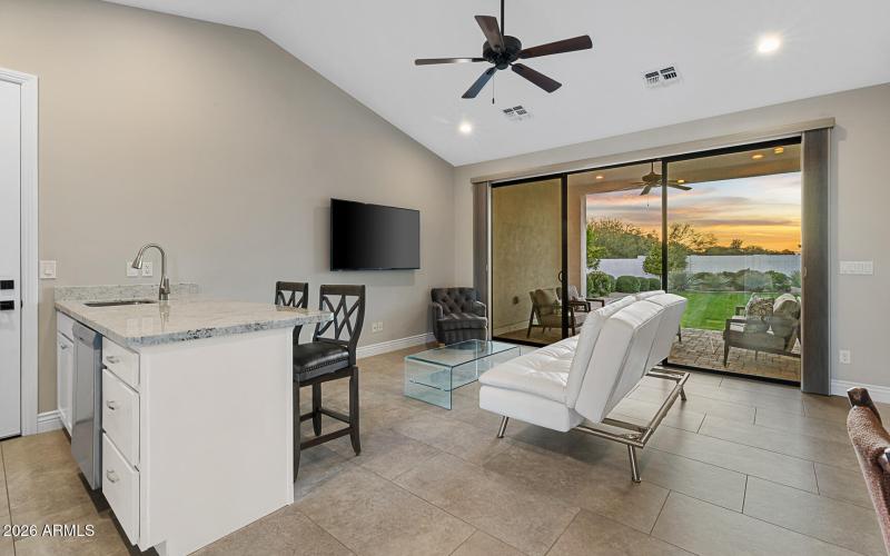 Paradise-Valley-Retreat-2-6