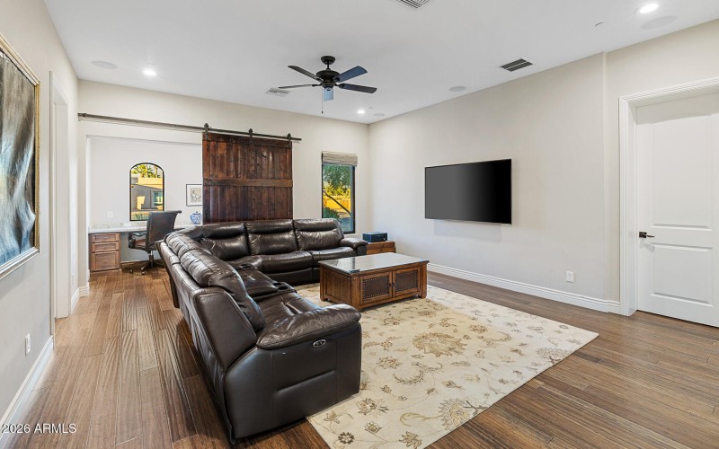 Paradise-Valley-Retreat-2-5