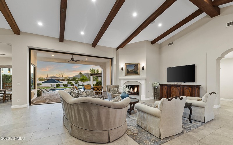 Paradise-Valley-Retreat-2-16