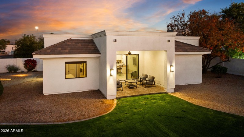 Paradise-Valley-Retreat-1-52