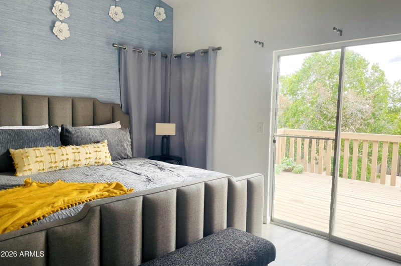 primary with balcony view