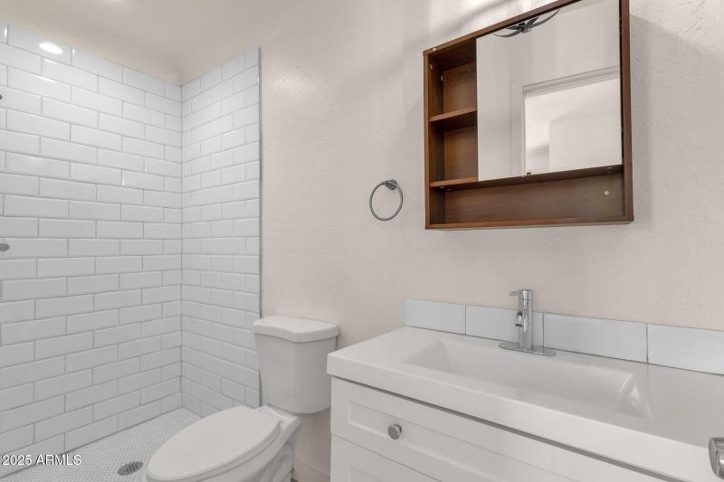 13-web-or-mls-329-n-17th-dr