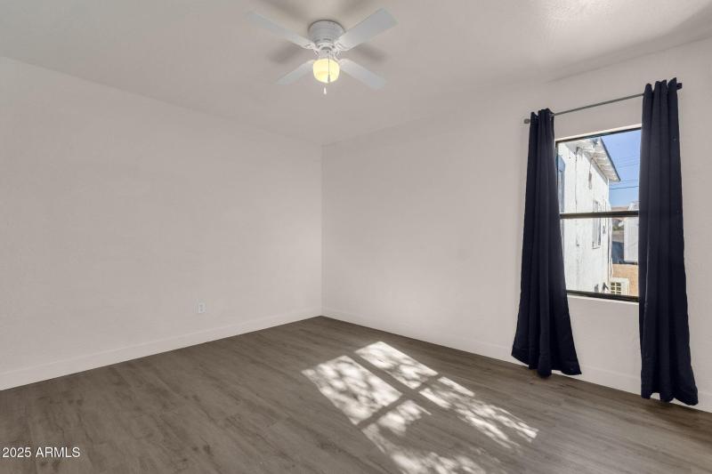 34-web-or-mls-329-n-17th-dr